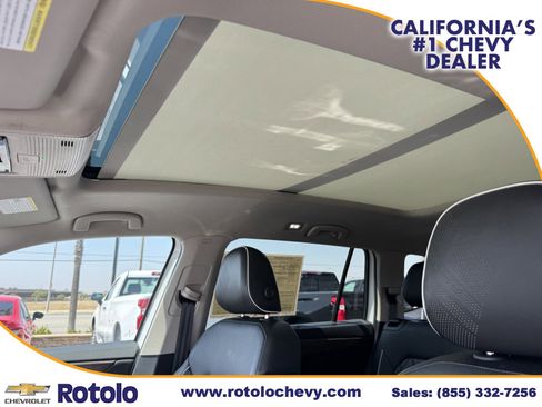 Used 2025 Volkswagen Atlas SEL Premium R-Line AWD/4WD image 23