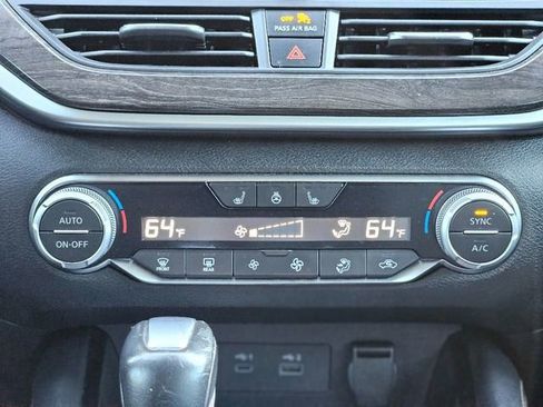 Certified 2024 Nissan Altima 2.5 SL image 24