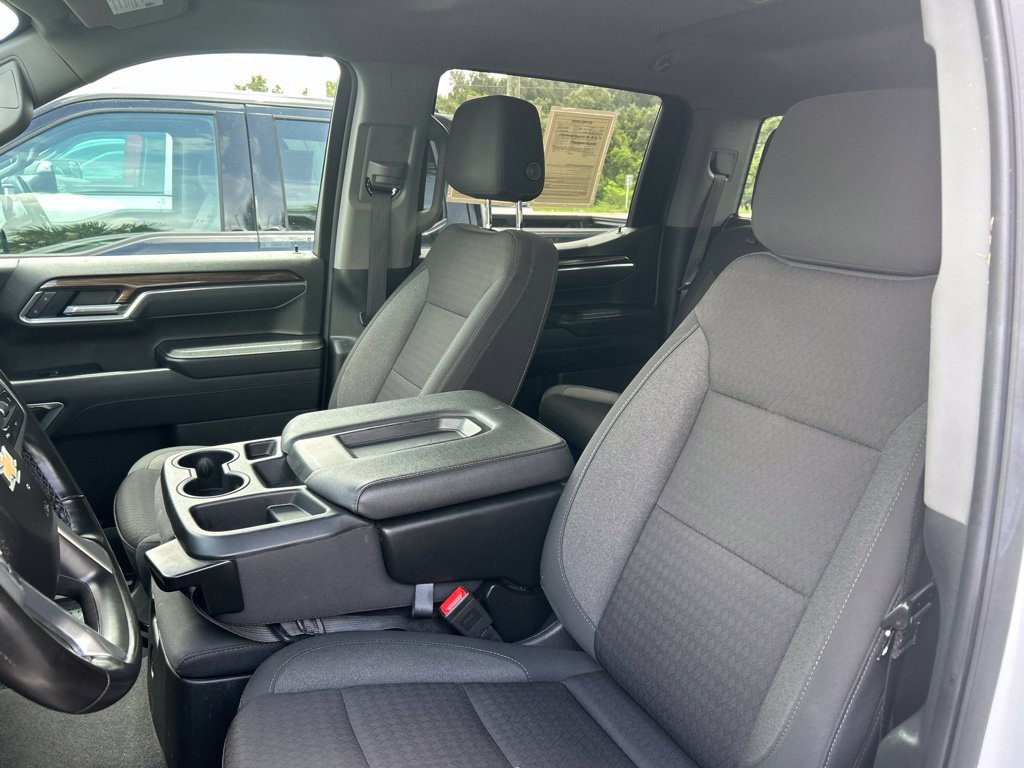 Used 2025 Chevrolet Silverado 1500 LT RWD image 20