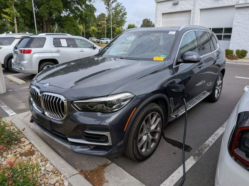 Used 2022 BMW X5 xDrive45e w/ Climate Comfort Package AWD/4WD image 5