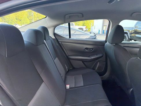 Used 2024 Nissan Sentra SV FWD image 25