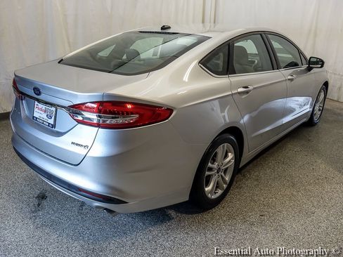 Used 2018 Ford Fusion S FWD image 8