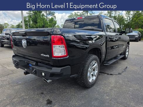 Used 2022 RAM 1500 Big Horn AWD/4WD image 3