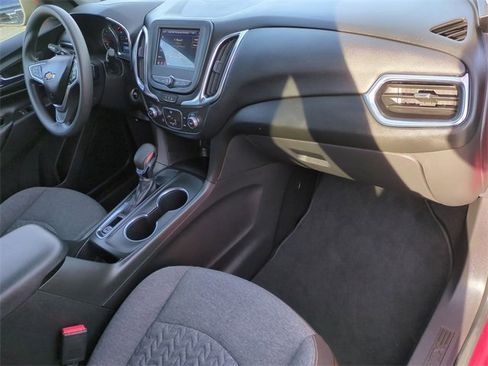 Certified 2022 Chevrolet Equinox LT image 28