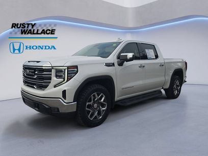 Used 2022 GMC Sierra 1500 SLT w/ SLT Convenience Package