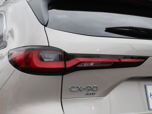 Certified 2025 MAZDA CX-90 3.3 Turbo S w/ Premium Plus image 33