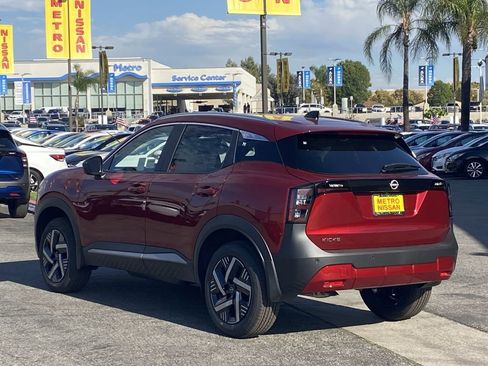 New 2026 Nissan Kicks SV image 4