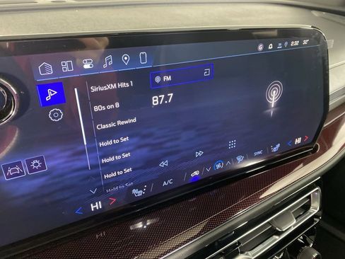 New 2026 Chevrolet Traverse Z71 w/ Driver Confidence Package image 13