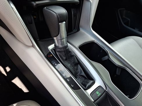 Used 2019 Honda Accord LX image 14