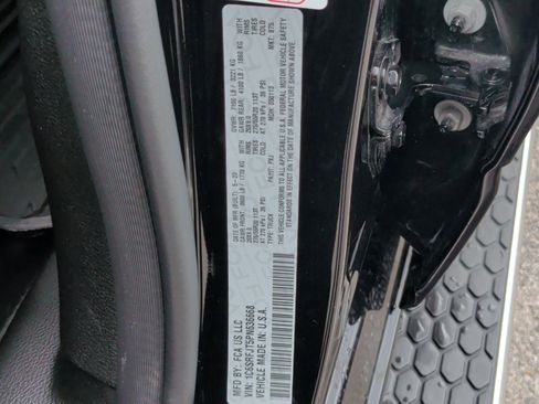 Used 2023 RAM 1500 Laramie image 41