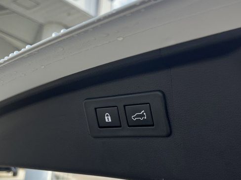 Used 2024 Subaru Outback Limited w/ Popular Package #2 image 11