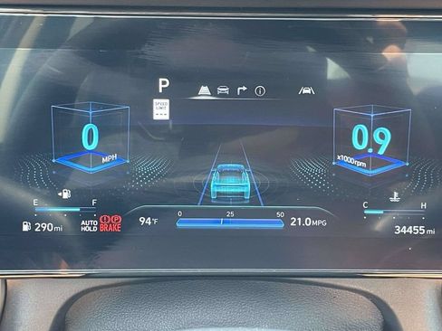 Certified 2025 Hyundai Elantra SEL FWD image 25