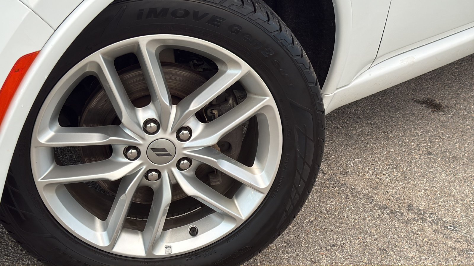 Used 2023 Dodge Durango GT RWD image 29