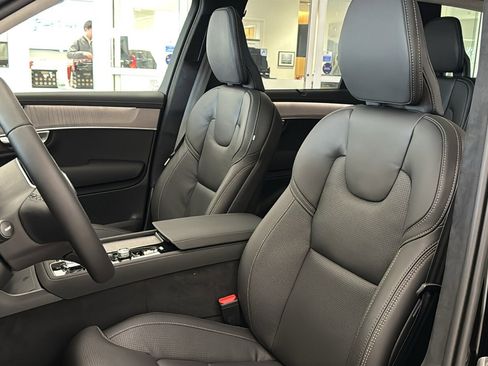 New 2026 Volvo XC90 T8 Ultra w/ Lounge Package AWD/4WD image 23
