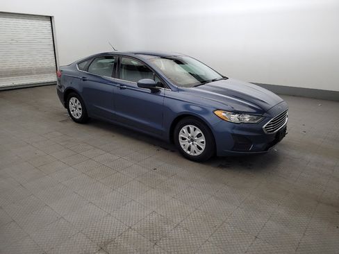 Used 2019 Ford Fusion S FWD image 11