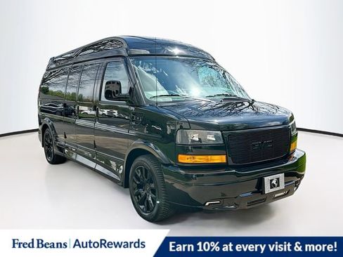 New 2026 GMC Savana 2500 Extended w/ Driver Convenience Package RWD image 1