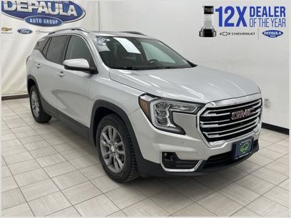 Used 2022 GMC Terrain SLT w/ Infotainment Package II