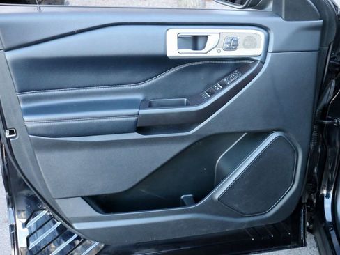 Used 2020 Ford Explorer Limited w/ Class III Trailer Tow Package image 14