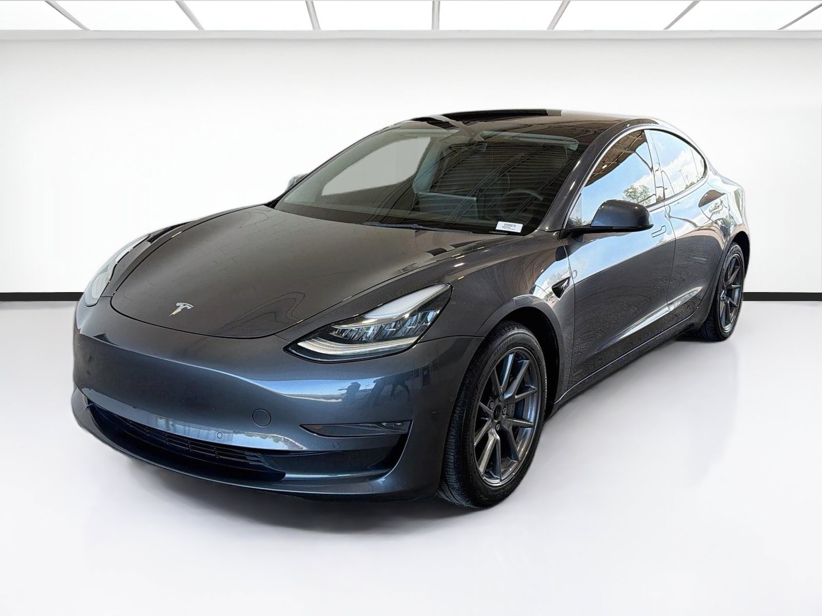 Used 2022 Tesla Model 3 RWD image 1