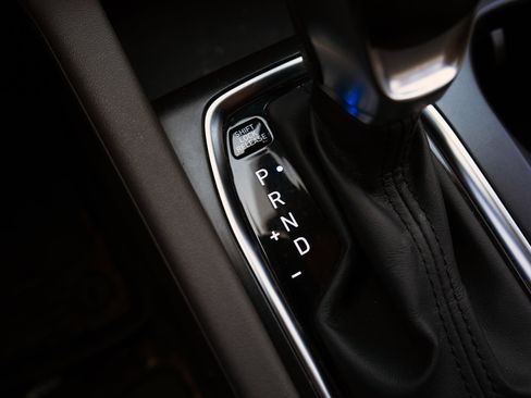 Used 2020 Hyundai Santa Fe SEL image 29