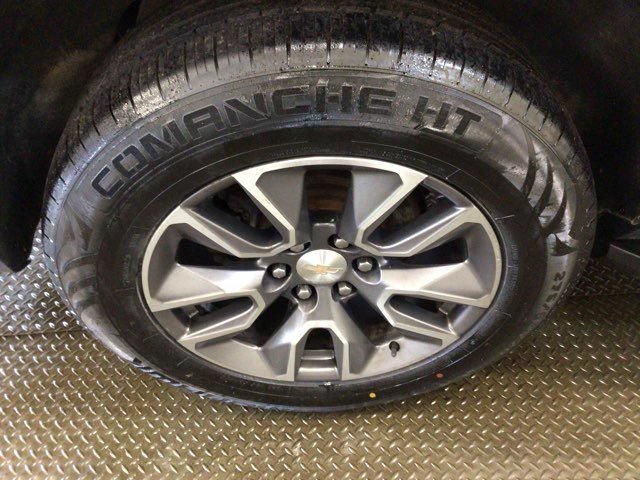 Used 2022 Chevrolet Suburban LT w/ LT Signature Plus Package AWD/4WD image 31
