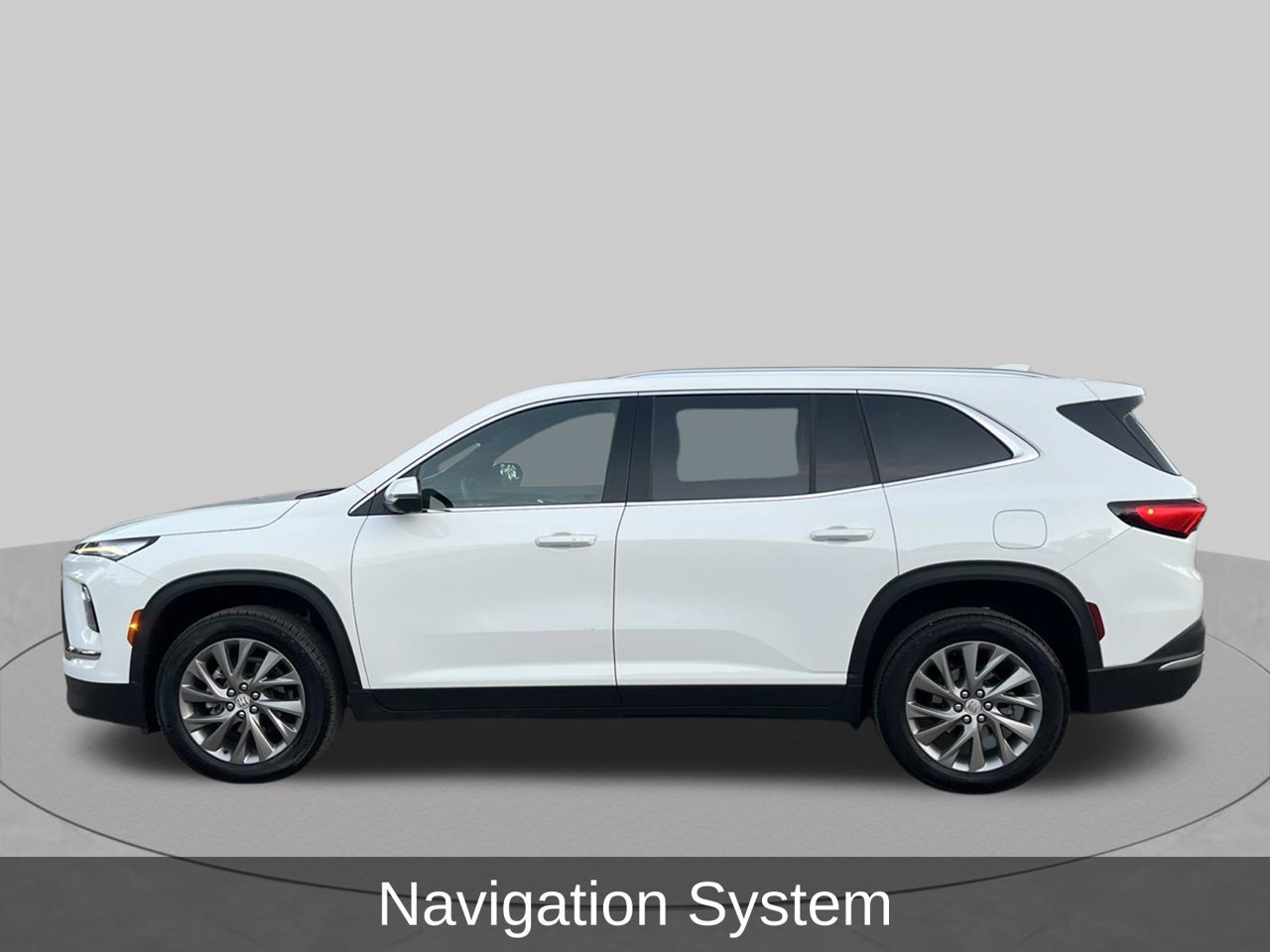 Used 2026 Buick Enclave Preferred FWD image 2