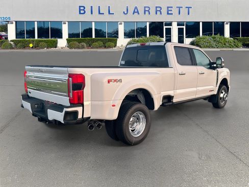 New 2026 Ford F350 Platinum w/ Platinum Plus Package AWD/4WD image 4