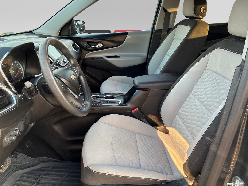 Used 2018 Chevrolet Equinox LT FWD image 11