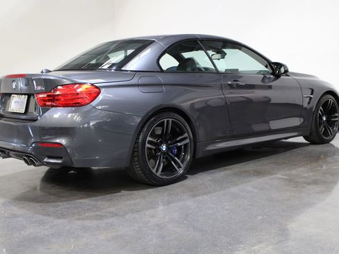 Used 2015 BMW M4 Convertible image 14