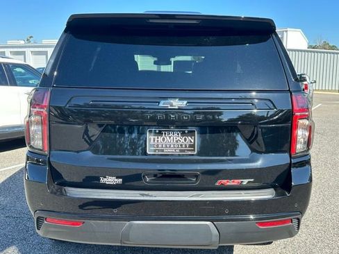 Used 2024 Chevrolet Tahoe RST w/ Luxury Package image 3