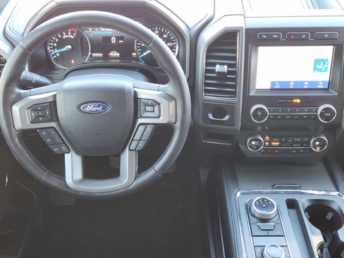 Used 2021 Ford Expedition Max XLT image 27