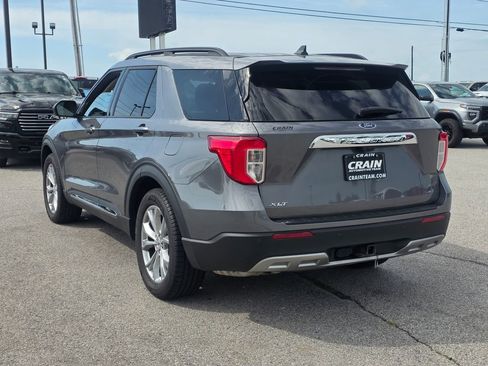 Used 2023 Ford Explorer XLT w/ Equipment Group 202A RWD image 5