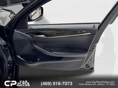 Used 2021 BMW 530i w/ Convenience Package RWD image 21