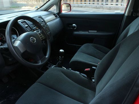 Used 2012 Nissan Versa 1.8 S w/ Plus Pkg FWD image 13