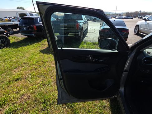 Used 2024 Chevrolet TrailBlazer LS w/ LS Convenience Package FWD image 7