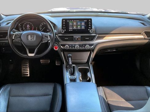 Used 2018 Honda Accord Sport image 14