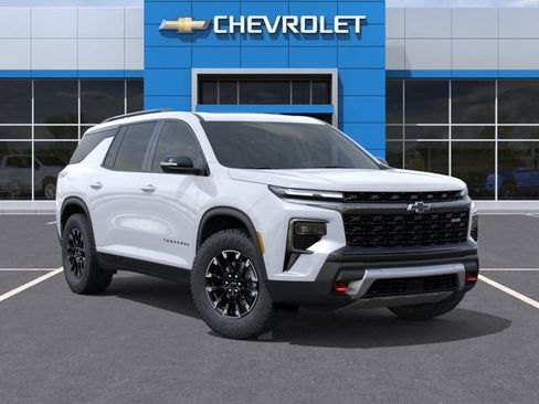 New 2026 Chevrolet Traverse Z71 w/ Enhanced Driving Package AWD/4WD image 7