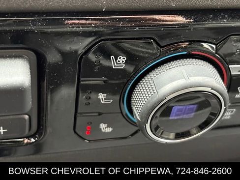 Used 2025 Chevrolet Silverado 2500 ZR2 w/ Technology Package image 19