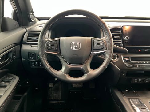 Used 2024 Honda Ridgeline TrailSport image 13