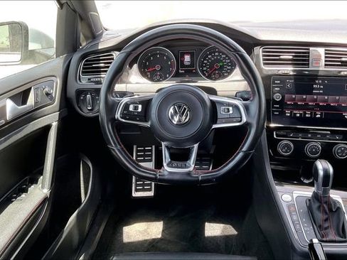 Used 2018 Volkswagen GTI SE w/ SE Leather Package FWD image 4
