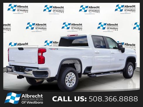 Used 2025 Chevrolet Silverado 2500 LT w/ Convenience Package AWD/4WD image 5
