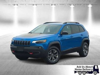 Used 2019 Jeep Cherokee Trailhawk w/ Cold Weather Group