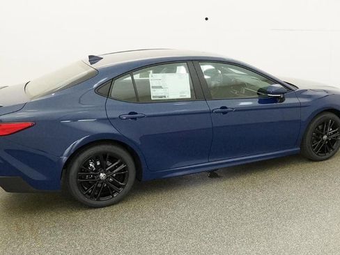 New 2026 Toyota Camry SE image 12