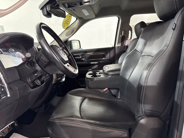 Used 2017 RAM 1500 Laramie AWD/4WD image 14