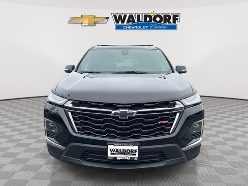 Certified 2023 Chevrolet Traverse RS image 2