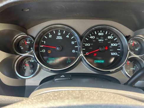 Used 2012 Chevrolet Silverado 1500 LT image 17