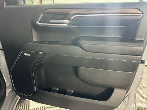 Used 2024 Chevrolet Silverado 1500 RST image 30