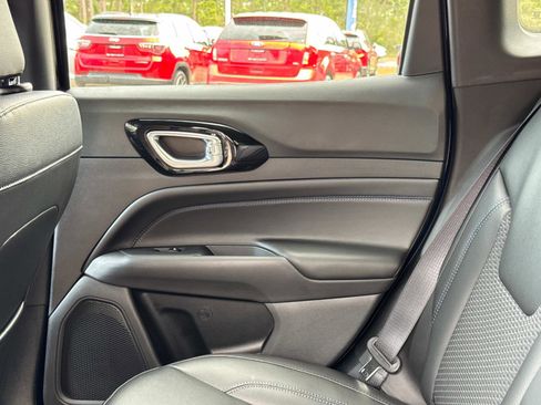 New 2026 Jeep Compass Latitude AWD/4WD image 14