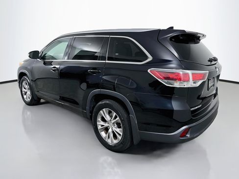 Used 2015 Toyota Highlander XLE AWD/4WD image 5