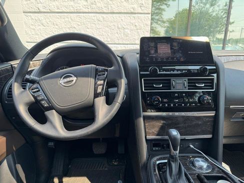 Used 2024 Nissan Armada Platinum w/ Captain's Chairs Package image 12